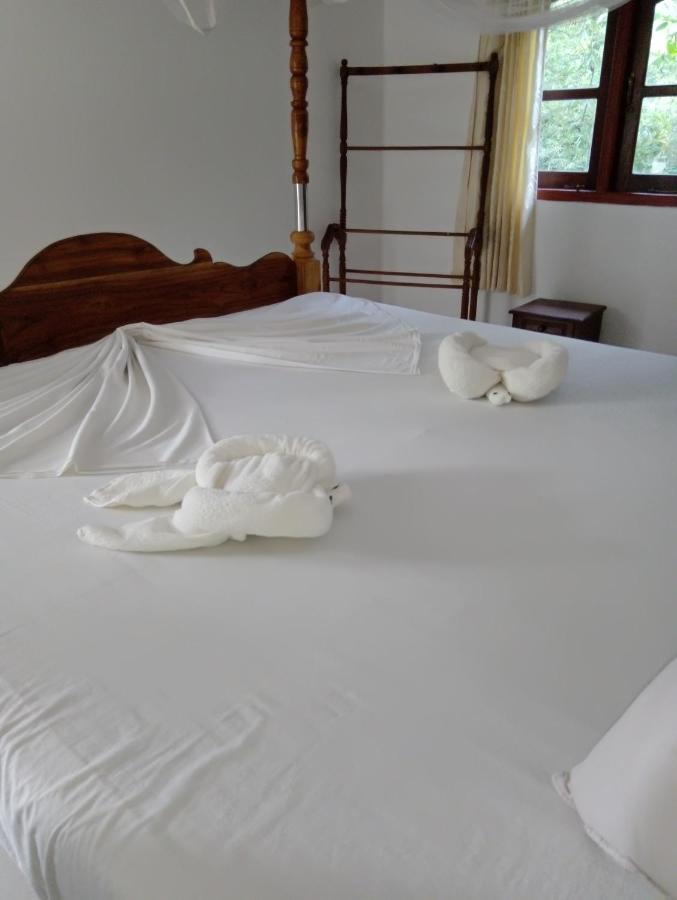 Damith Guest House Unawatuna Eksteriør billede