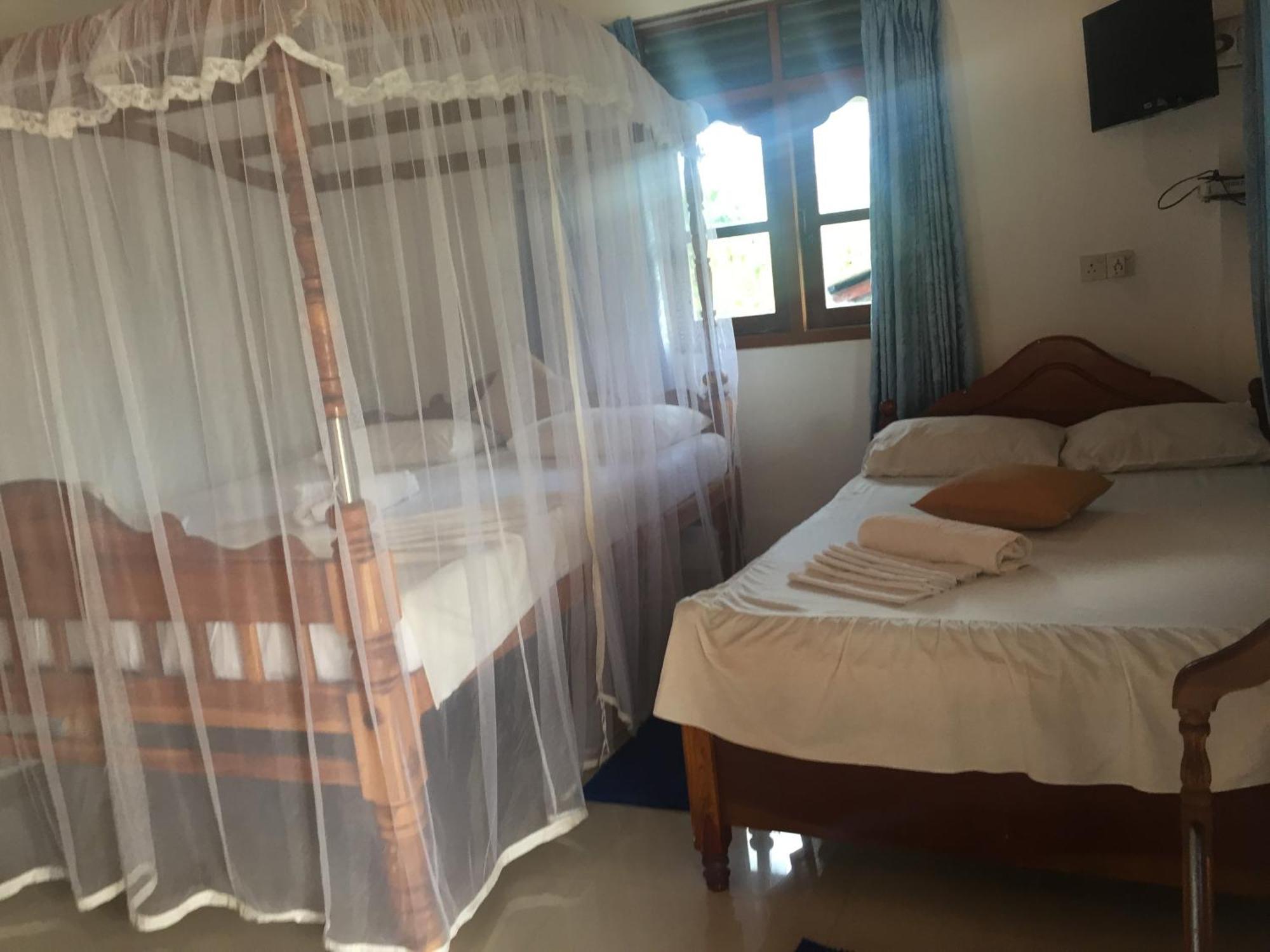 Damith Guest House Unawatuna Eksteriør billede
