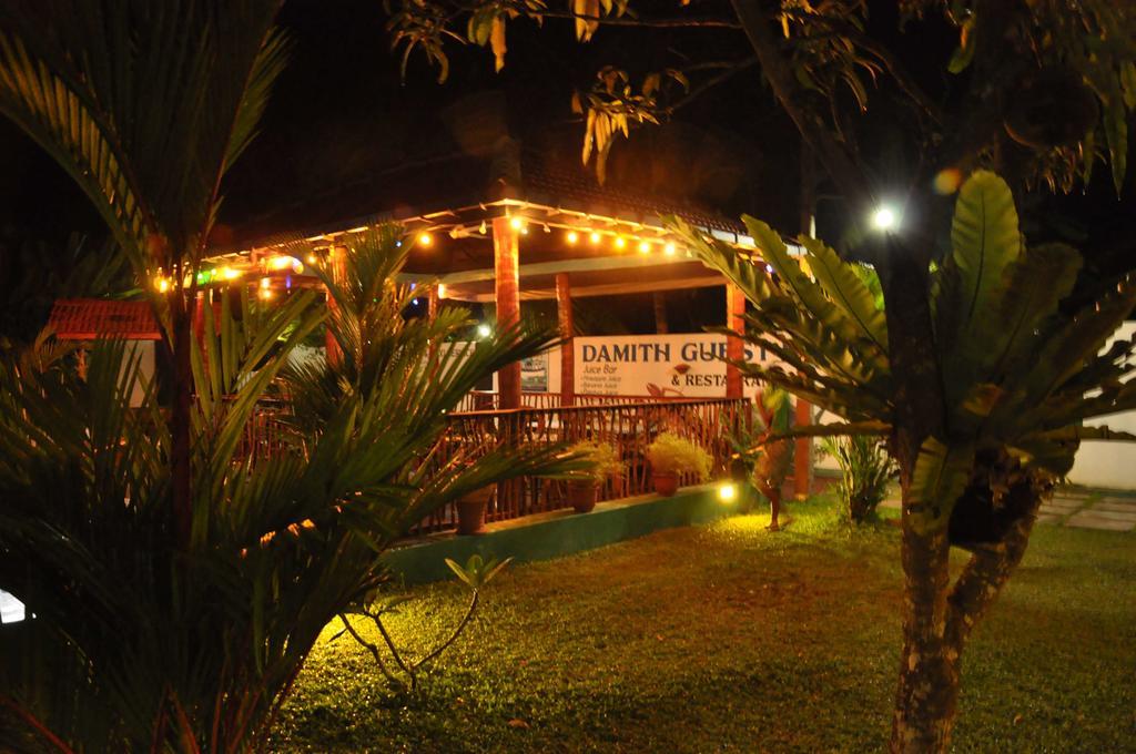 Damith Guest House Unawatuna Eksteriør billede
